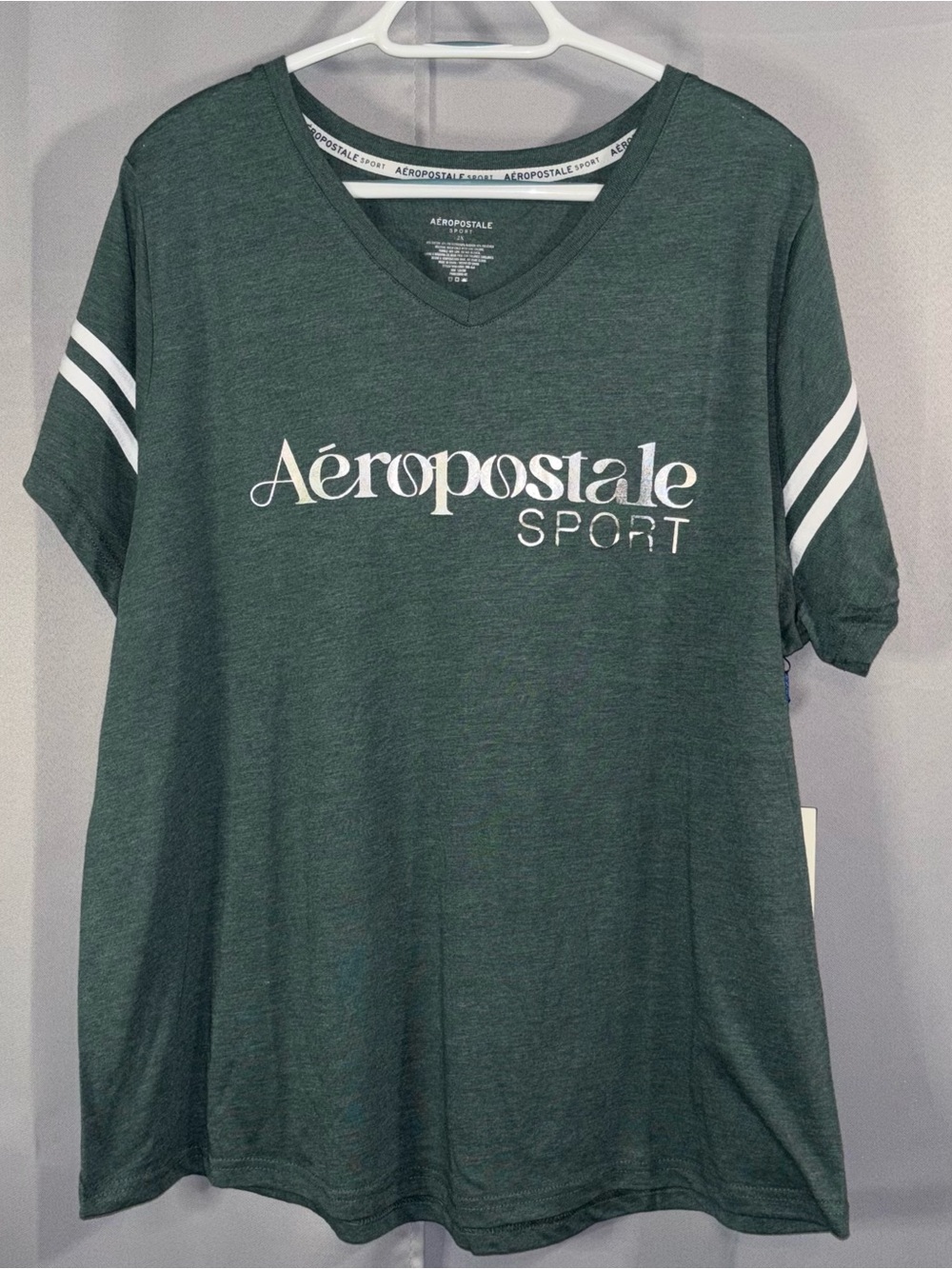 NWT Aeropostale Sport Green V-Neck Stripe Tee 2X